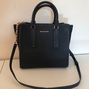 Brand new authentic Michael Kors handbag.